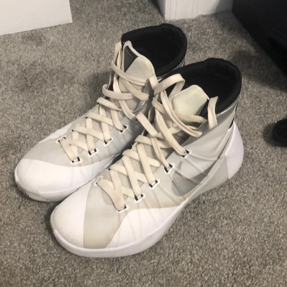 Hydro dunks basket ball sneakers